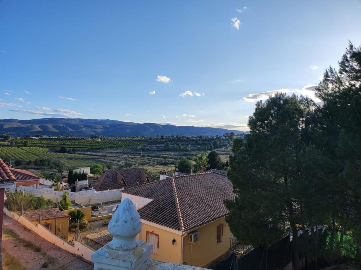Chateau Angelique Villa Montroy Exterior photo
